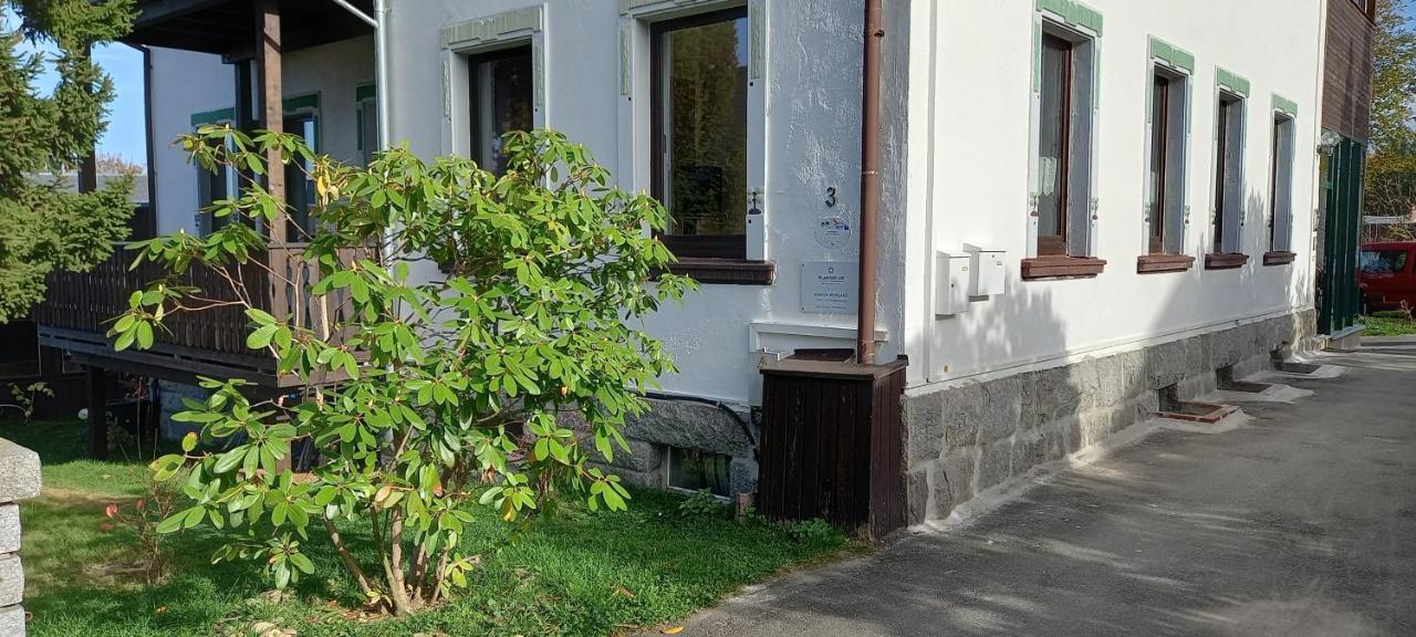 Familienfreundliche Ferienwohnung Erzgebirge Шнеберґ Екстер'єр фото