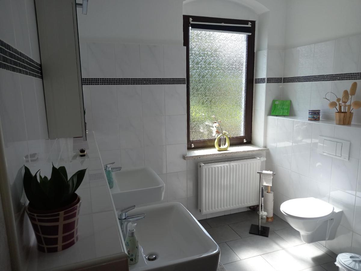 Familienfreundliche Ferienwohnung Erzgebirge Шнеберґ Екстер'єр фото